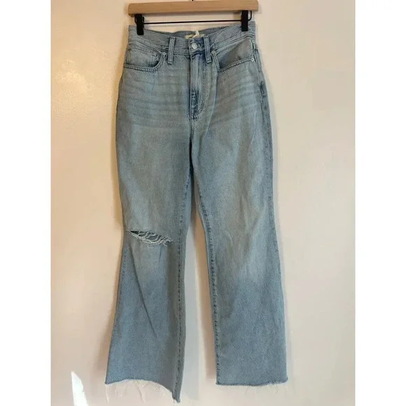 Madewell Baggy Flare Jeans Raw Hem High Waisted Curvy Friendly in Luzon Wash 26 - Picture 3 of 6